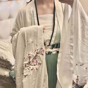 女人添荫蒂视频观看
